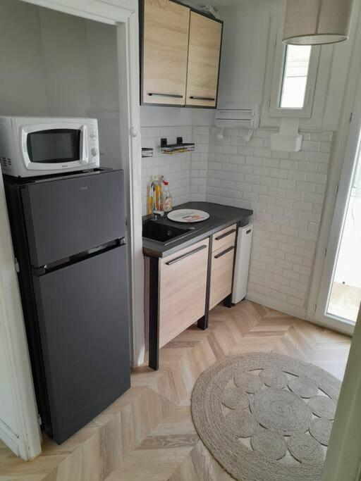 Appartement Aux Alyscamps 2, Climatisation, Wifi, Parking アルル エクステリア 写真